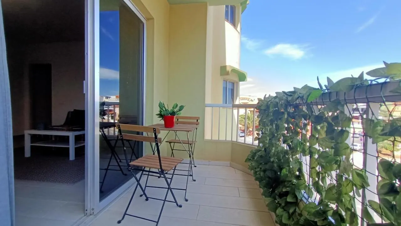 Alquilaencanarias- Medano Beach Tarajal El Médano 0*,  Španělsko